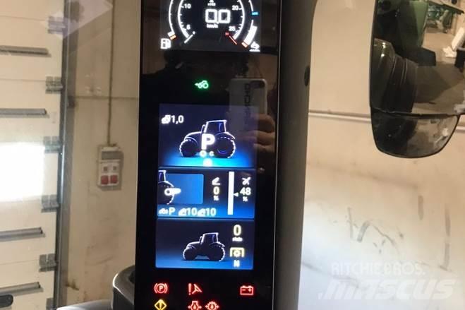 Valtra T235D الجرارات
