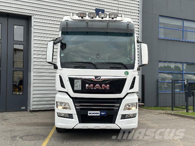 MAN TGX وحدات الجر