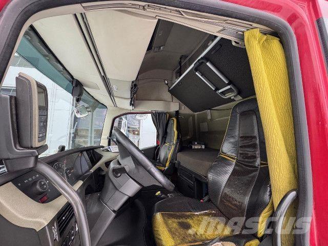 Volvo FH16 وحدات الجر