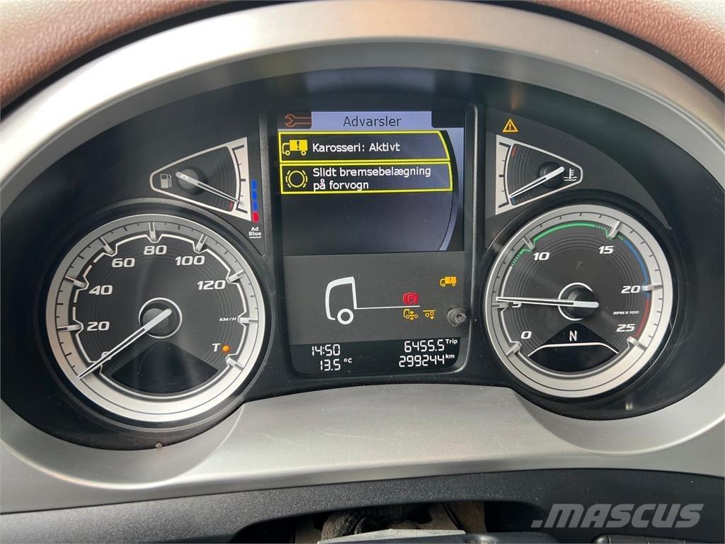 DAF CF 430 6x2*4 FAN شاحنات قابلة للفك