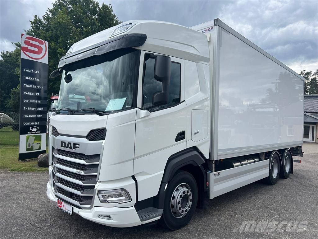 DAF XF480 FAS 6x2 شاحنات ذات هيكل صندوقي