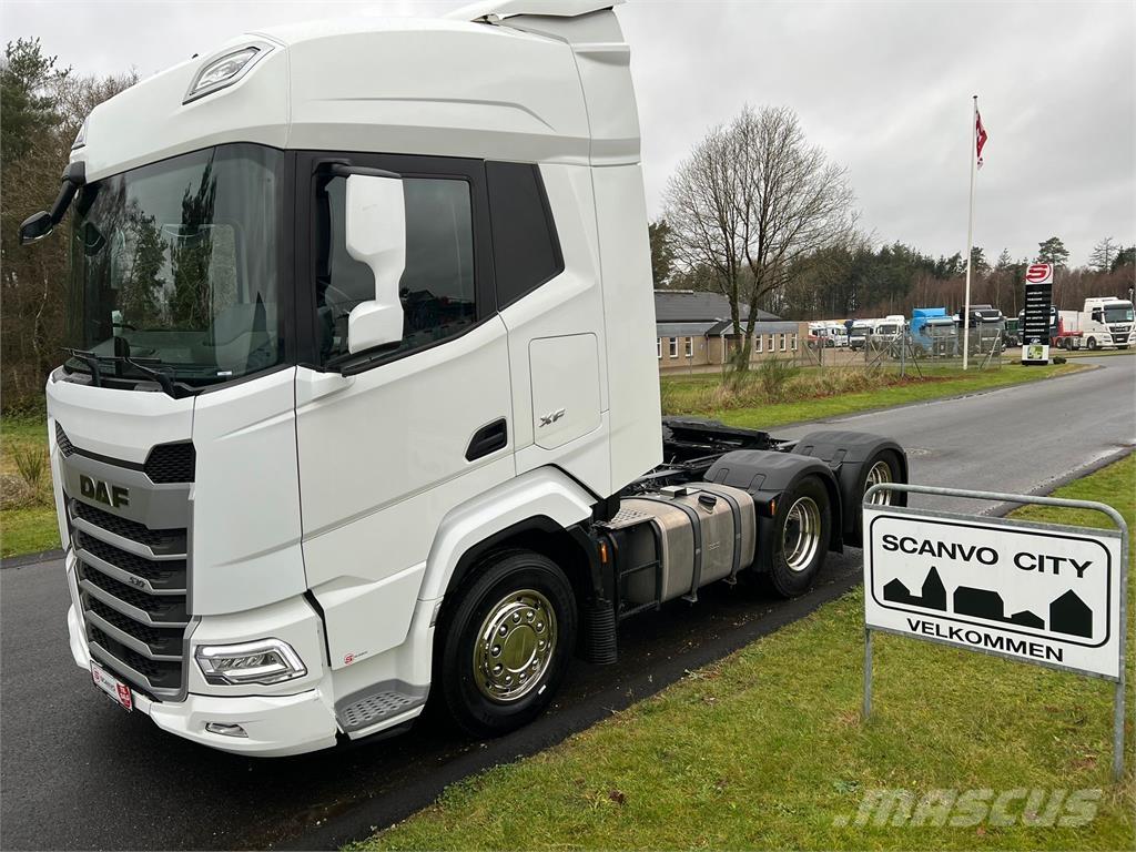 DAF XF530 FTS 6x2 وحدات الجر
