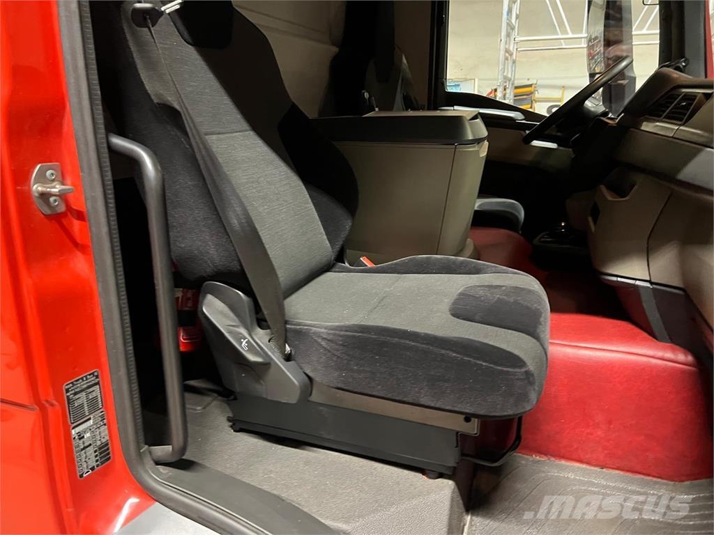 MAN TGL 12-220 BL شاحنات بغطاء جانبي