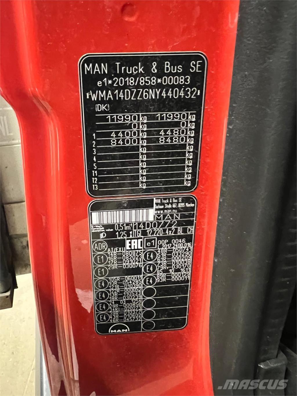 MAN TGL 12-220 BL شاحنات بغطاء جانبي