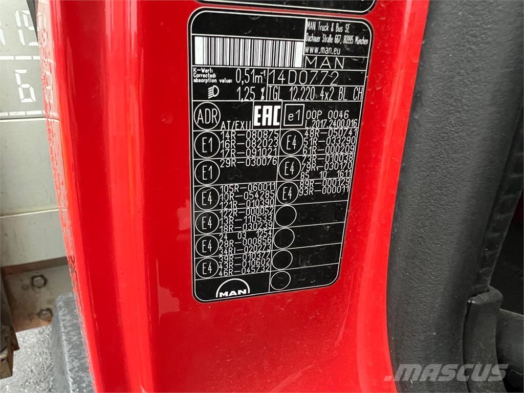 MAN TGL 12-220 BL شاحنات بغطاء جانبي