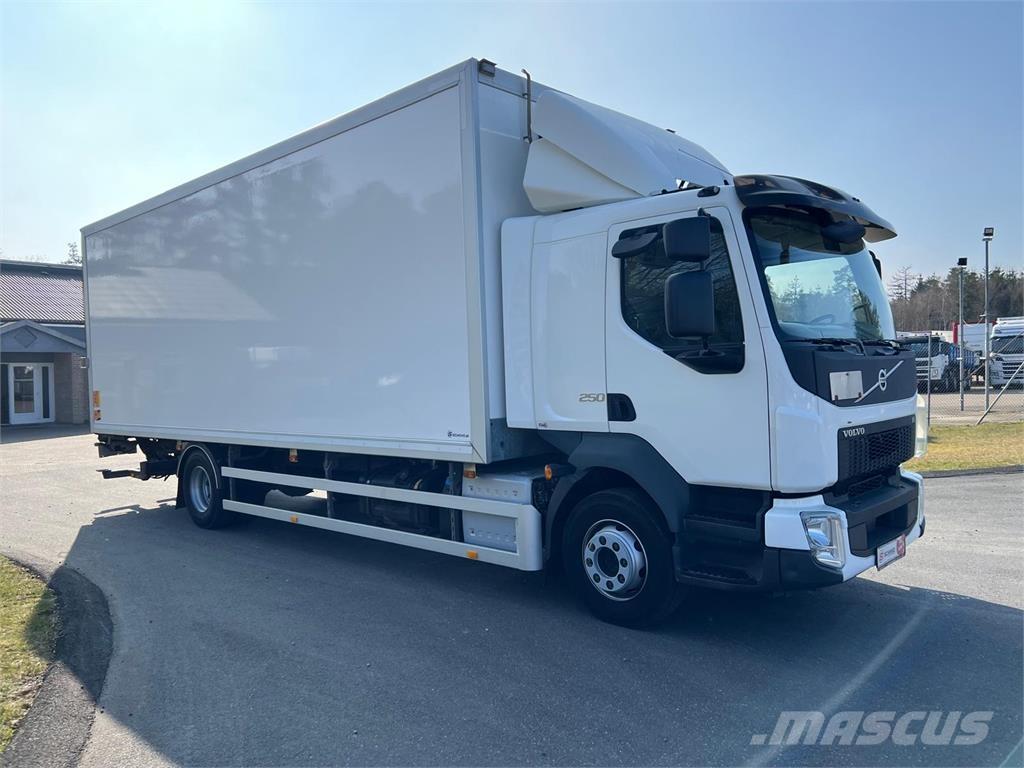 Volvo FL 16 ton 250HK شاحنات ذات هيكل صندوقي
