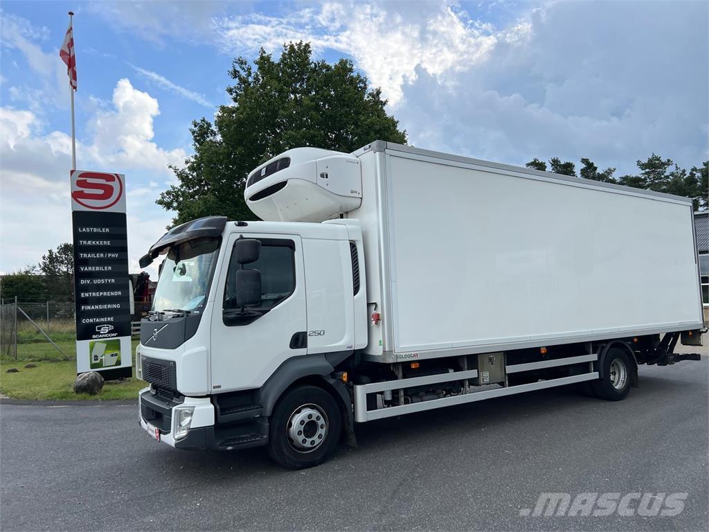 Volvo FL 250 16 ton شاحنات بدرجة حرارة قابلة للضبط
