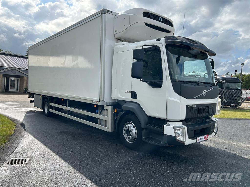 Volvo FL 250 16 ton شاحنات بدرجة حرارة قابلة للضبط