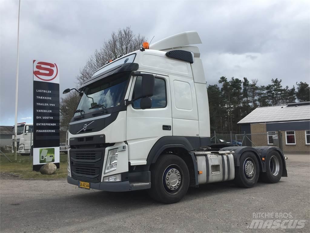 Volvo FM450 وحدات الجر