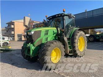 John Deere 6170 R الجرارات