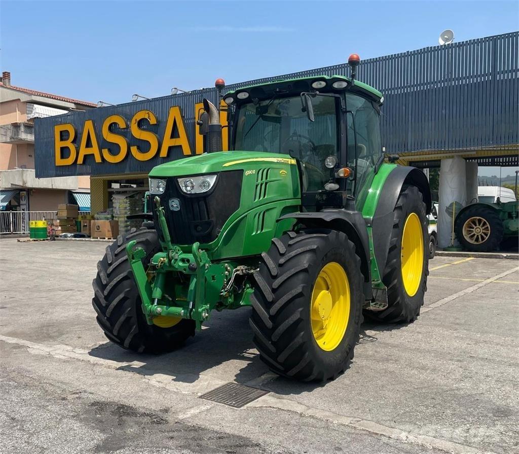 John Deere 6190 R الجرارات