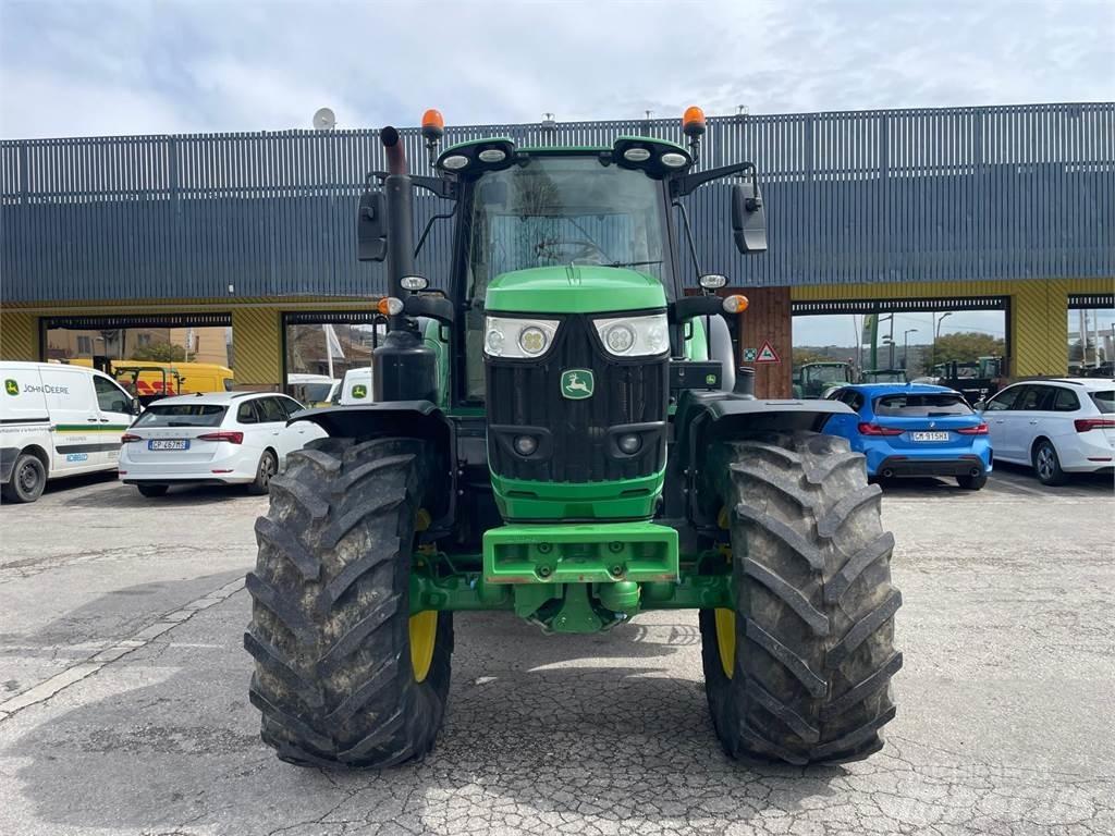 John Deere 6195 M الجرارات