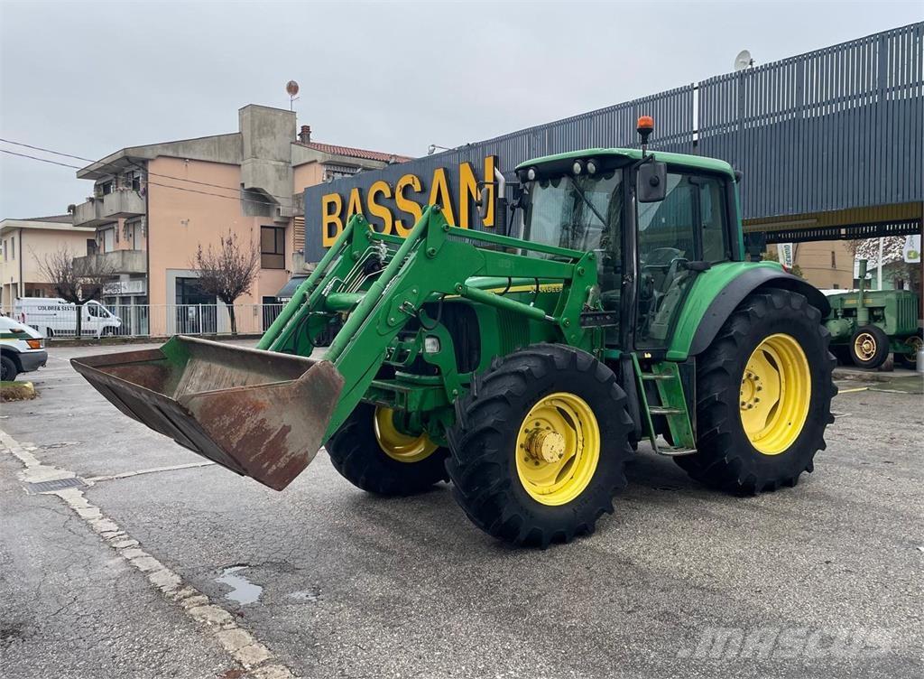 John Deere 6420 S الجرارات