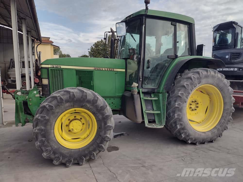 John Deere 6610 الجرارات