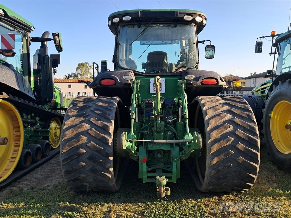 John Deere 8360 RT الجرارات