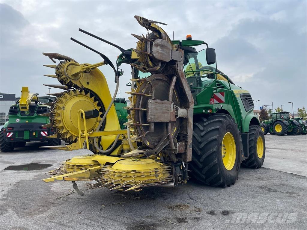 John Deere 9600i حصادات الأعلاف