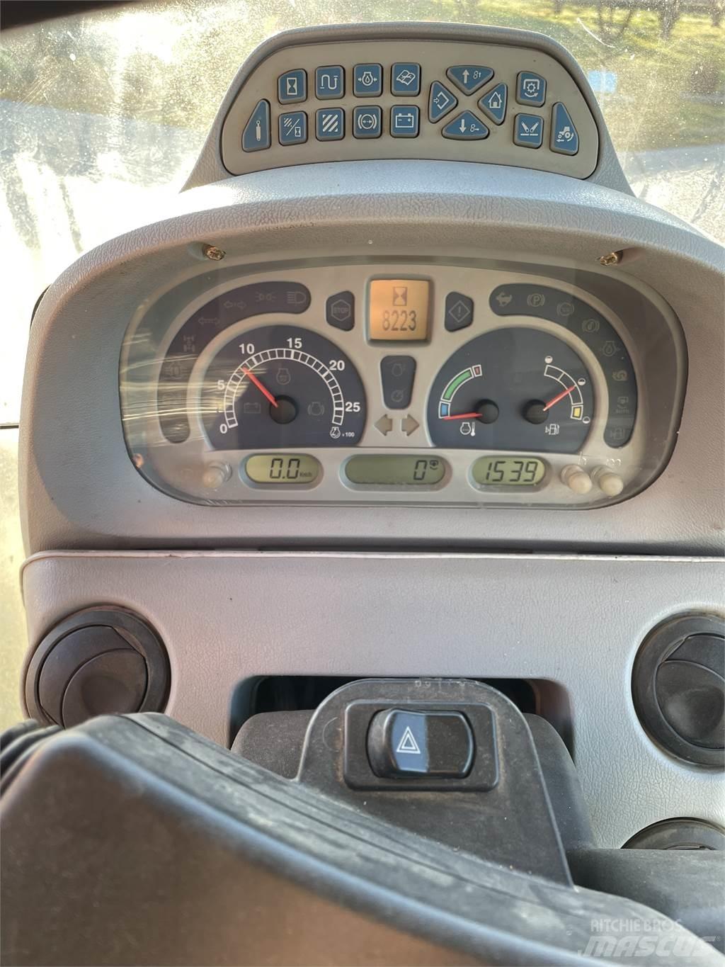 New Holland T6060 الجرارات