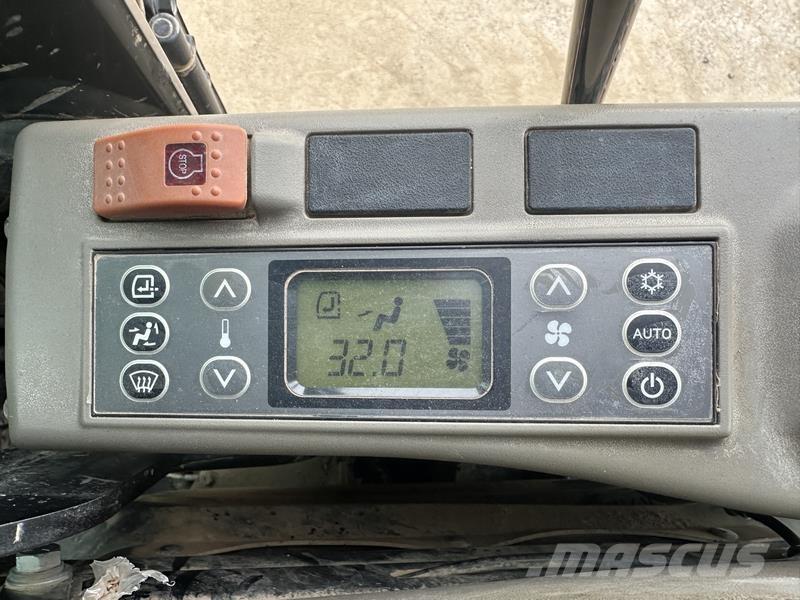 CASE CX210 حفارات زحافة