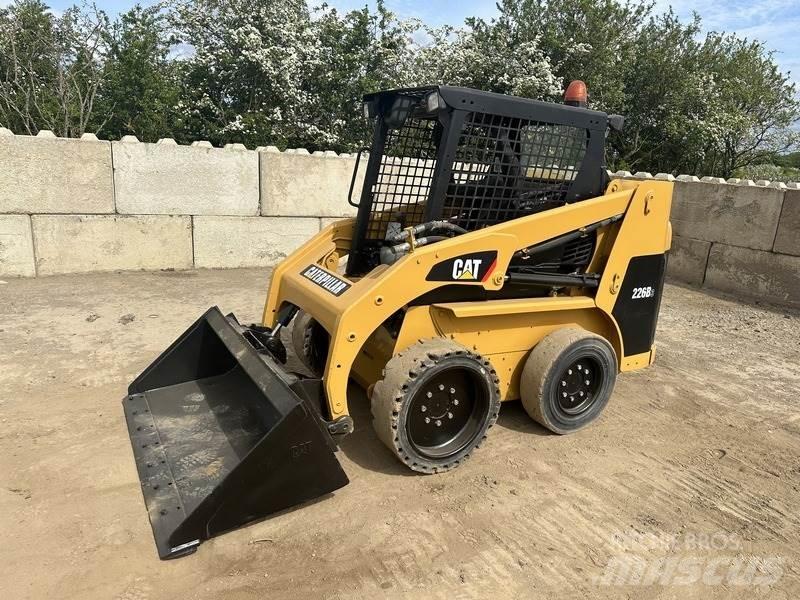 CAT 226B أخرى