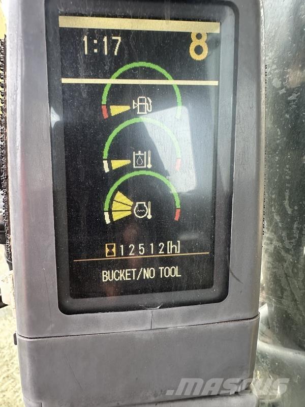 CAT 320 حفارات زحافة