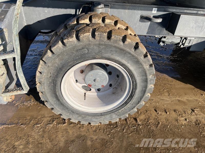 Fuchs MHL320 أخرى