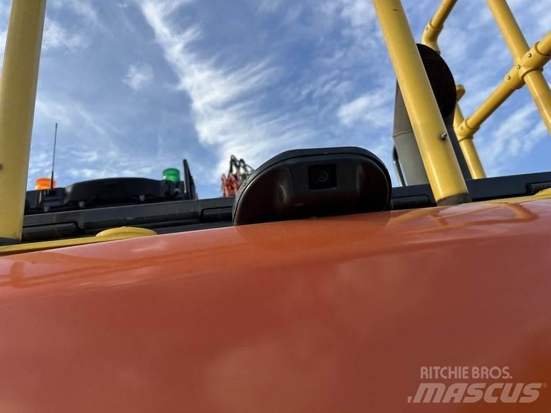 Hitachi ZX130 حفارات زحافة