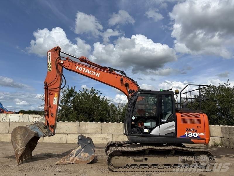 Hitachi ZX130 حفارات زحافة