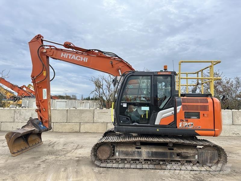 Hitachi ZX130 حفارات زحافة