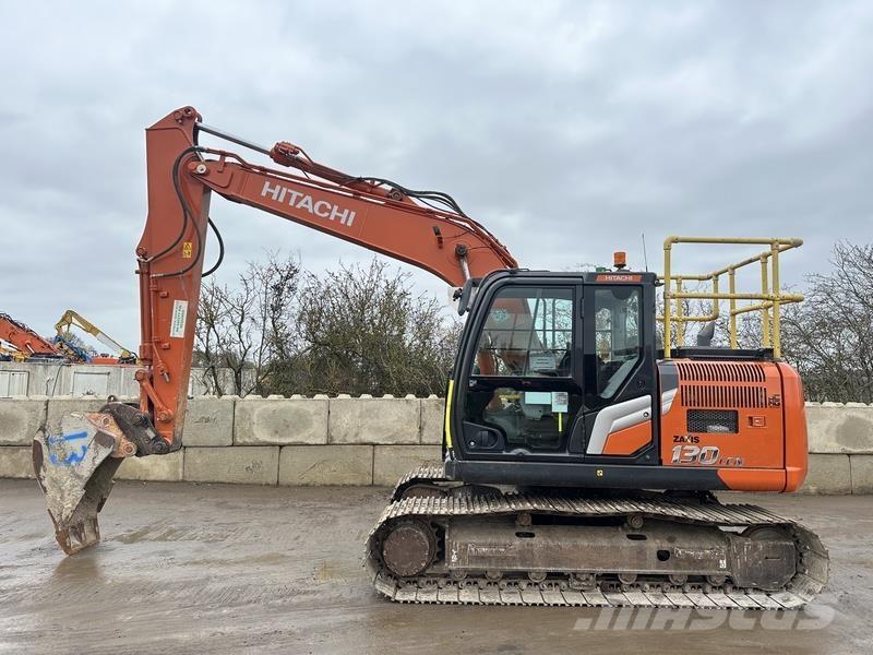 Hitachi ZX130 حفارات زحافة