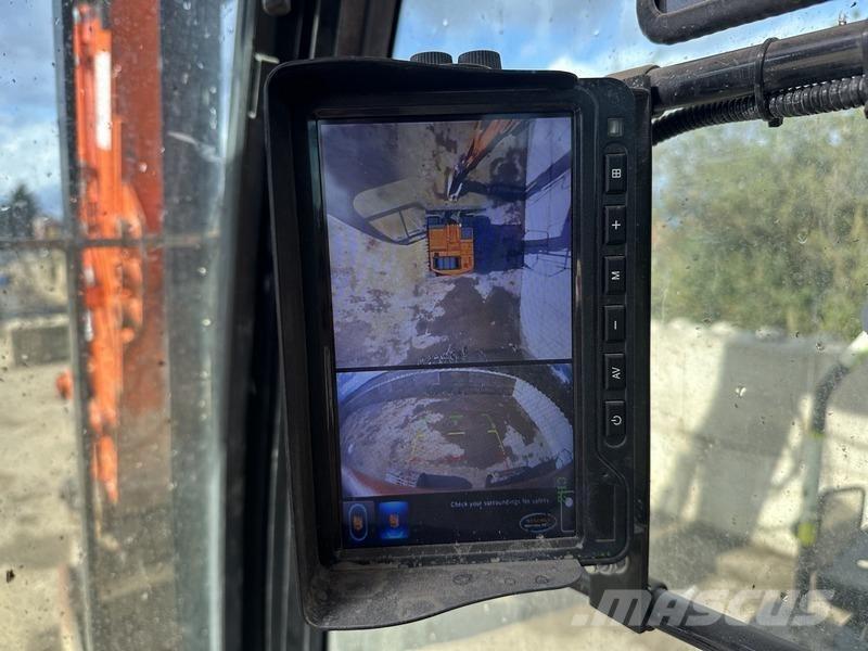 Hitachi ZX135 حفارات هدم