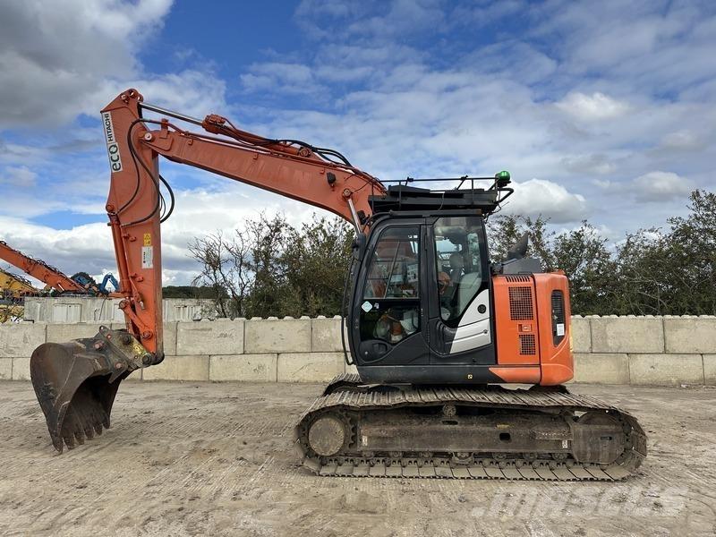 Hitachi ZX135 US-6 حفارات زحافة