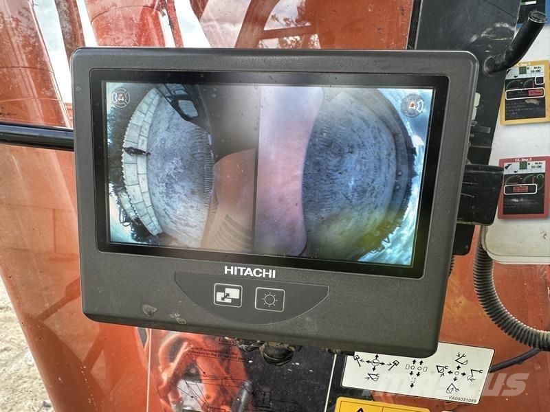 Hitachi ZX135 US-6 حفارات زحافة