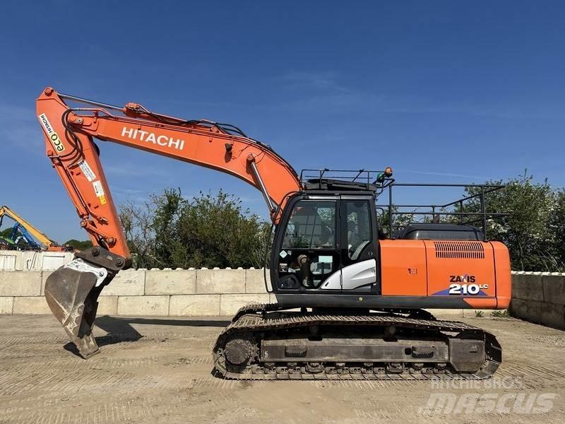 Hitachi ZX210LC-6 حفارات زحافة