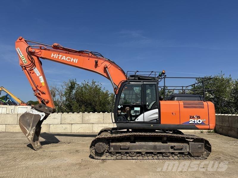 Hitachi ZX210LC-6 حفارات زحافة