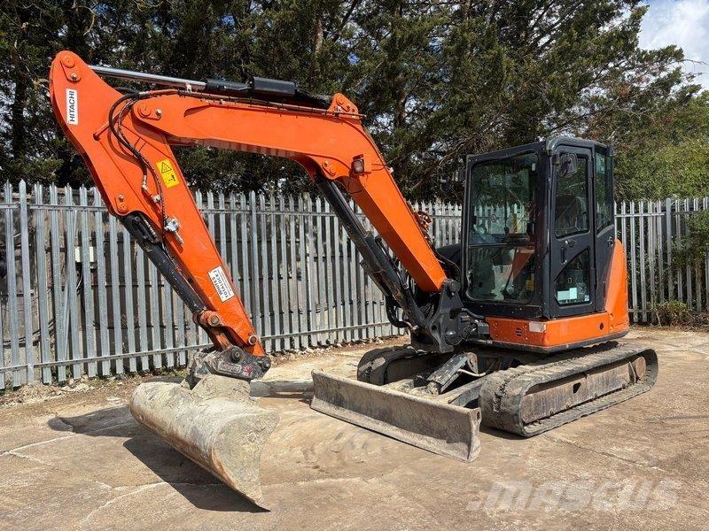 Hitachi ZX65 حفارات وسط 7 طن - 12 طن