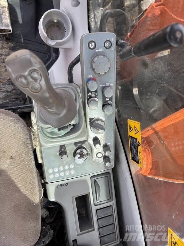 Hitachi ZX85US-5A حفارات طويلة الذراع