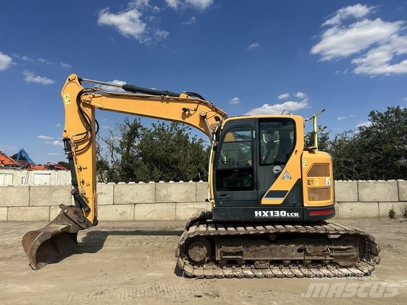 Hyundai HX130LCR حفارات زحافة