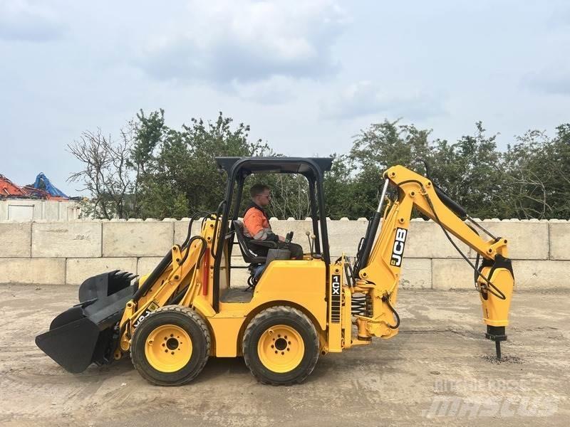 JCB 1CX لوادر ذات جرافات عكسية