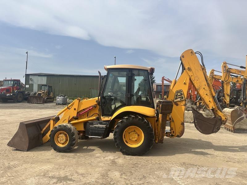 JCB 3CX لوادر ذات جرافات عكسية