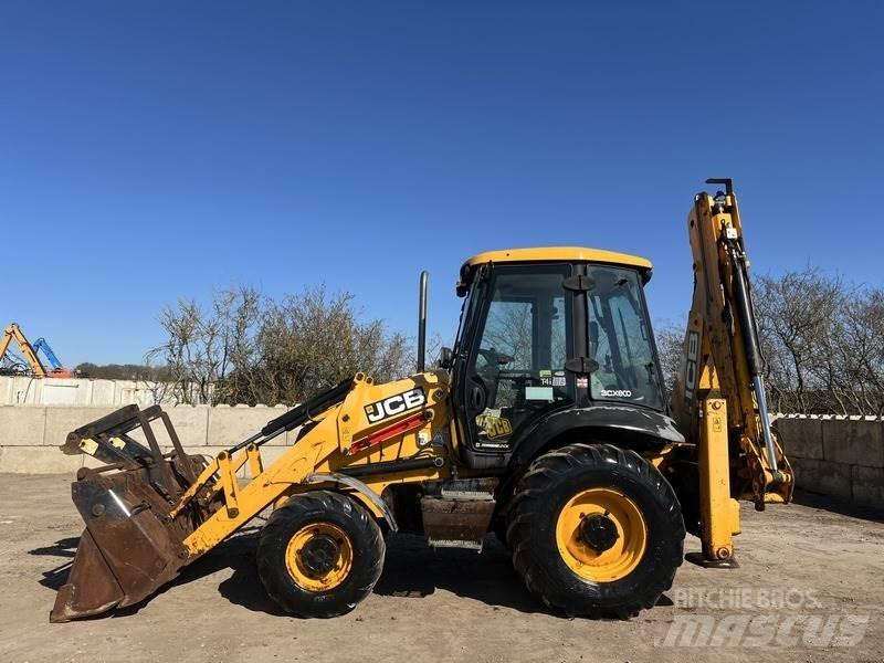 JCB 3CX Sitemaster لوادر ذات جرافات عكسية