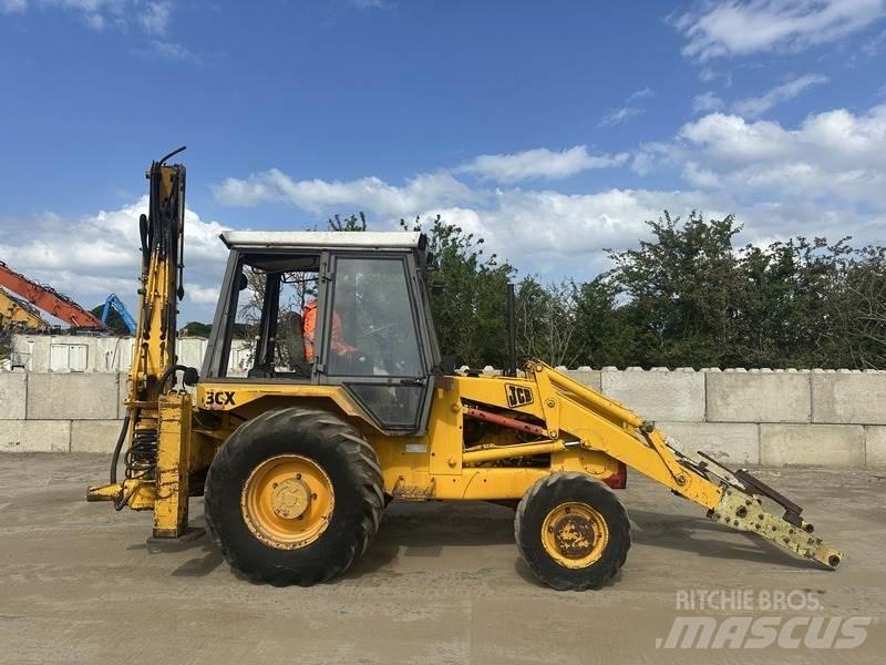 JCB 3CX Sitemaster لوادر ذات جرافات عكسية
