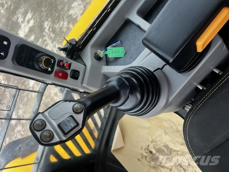 JCB 457 WHT T4F أخرى
