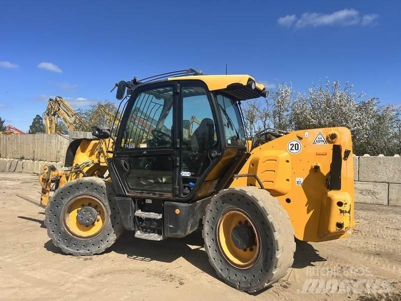JCB 550-80 مناولات متداخلة