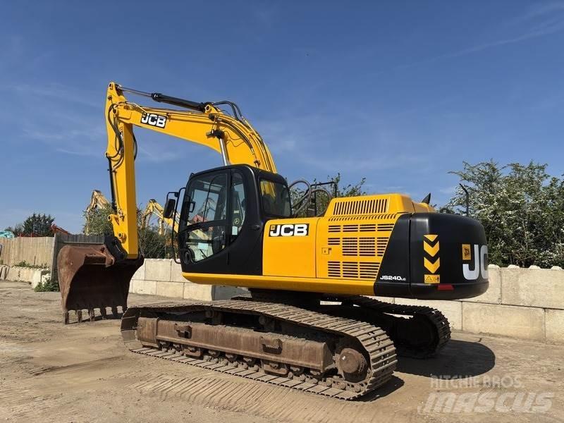 JCB JS240 LC حفارات زحافة
