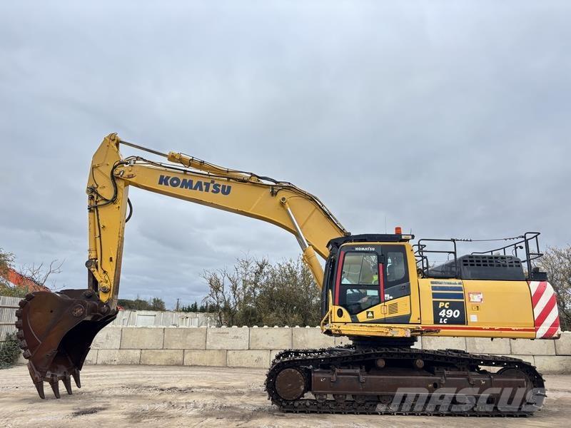 Komatsu PC490 LC-10 حفارات زحافة
