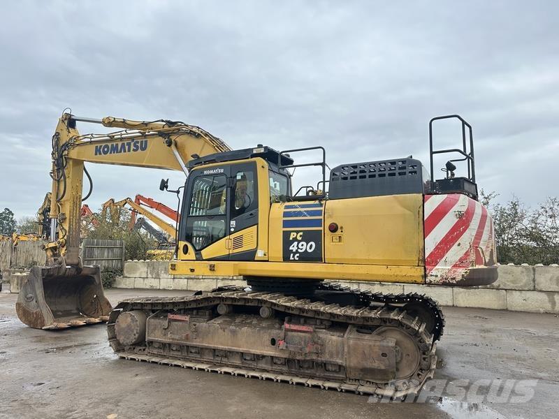 Komatsu PC490 LC-10 حفارات زحافة