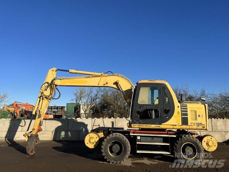 Komatsu PW130-6 حفارات بعجل
