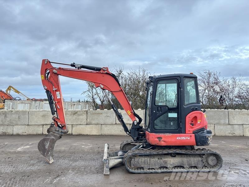 Kubota KX057-4 حفارات وسط 7 طن - 12 طن