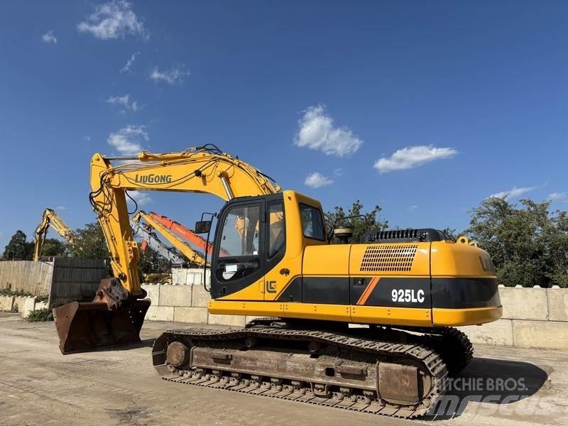 LiuGong CLG925LC حفارات زحافة