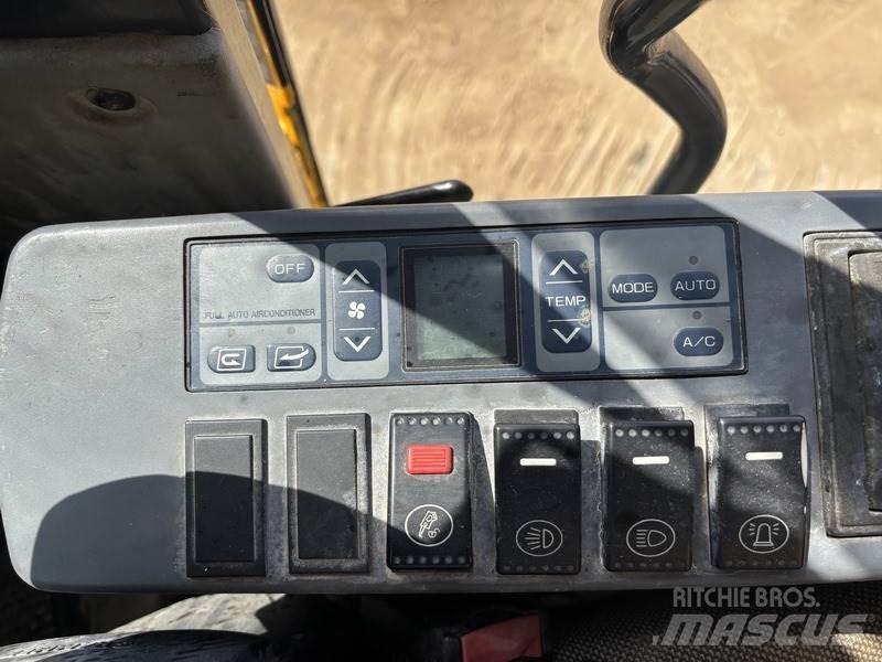 LiuGong CLG928E حفارات زحافة